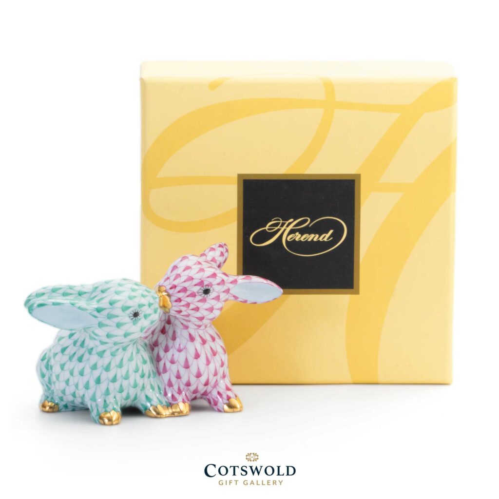 Herend Porcelain Two Kissing Bunnies 05731 VHP VHV 3 1024x1024