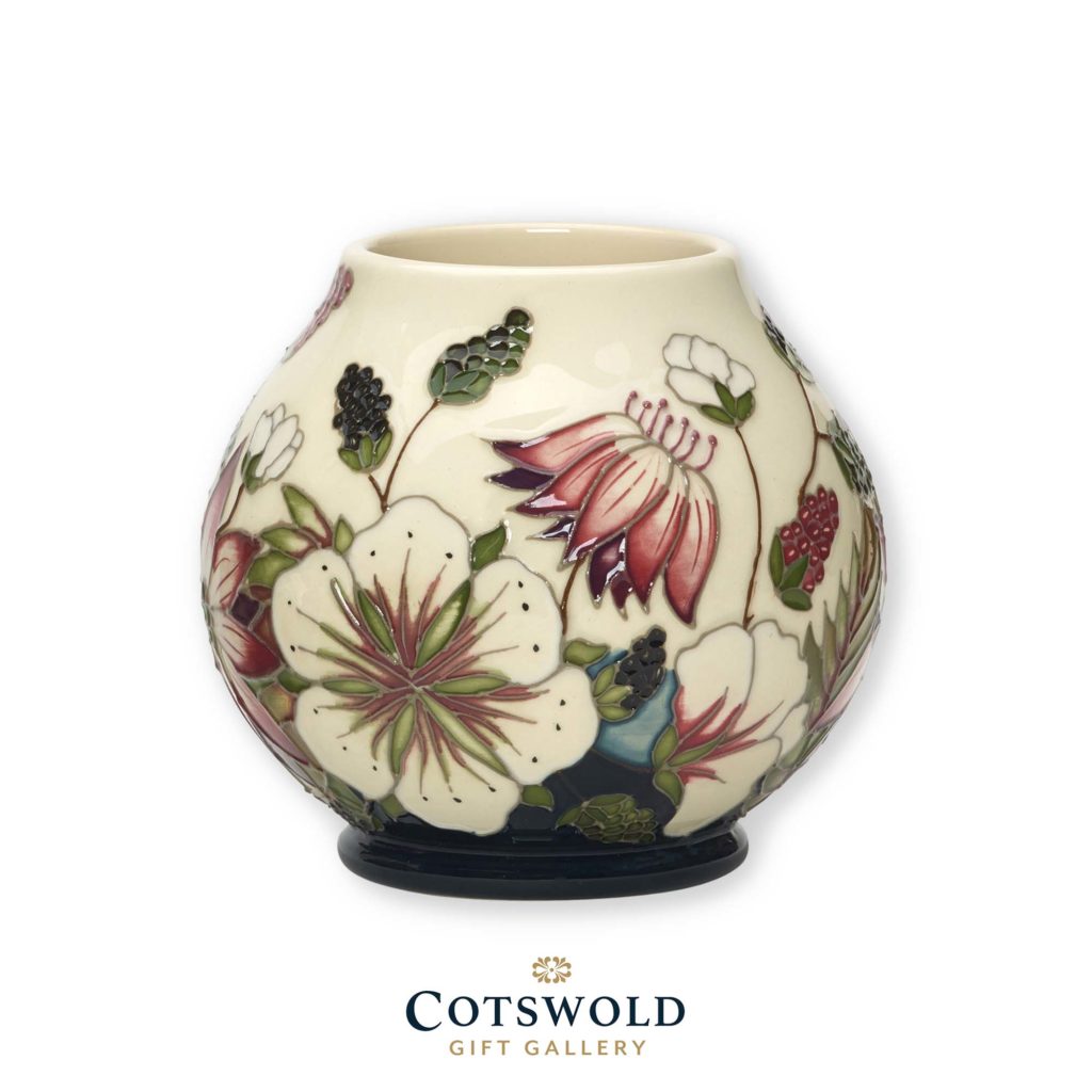 Moorcroft Pottery Bramble Vase Rm2 4 1024x1024