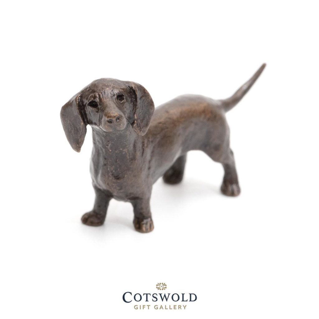 Richard Cooper Bronze Miniature Dachshund 3 1024x1024