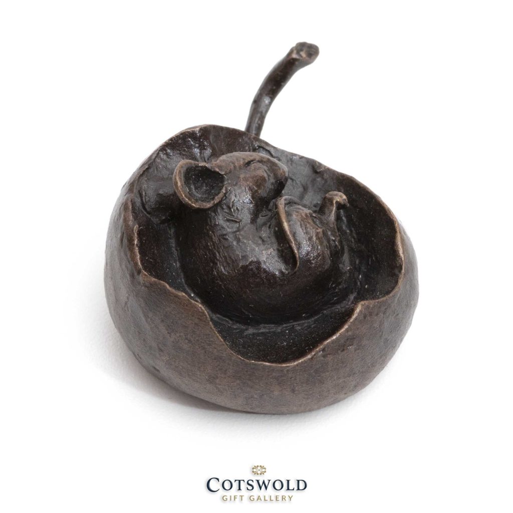 Richard Cooper Bronze Miniature Mouse In Acorn 1 1024x1024