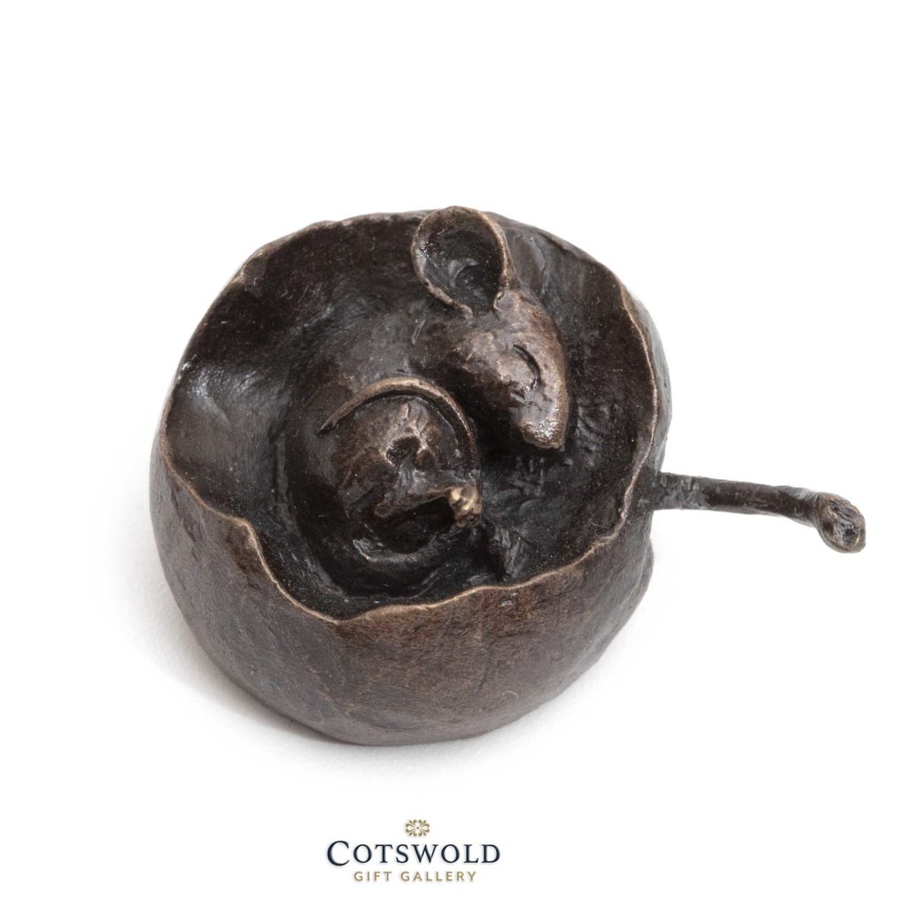 Richard Cooper Bronze Miniature Mouse In Acorn 2 1024x1024