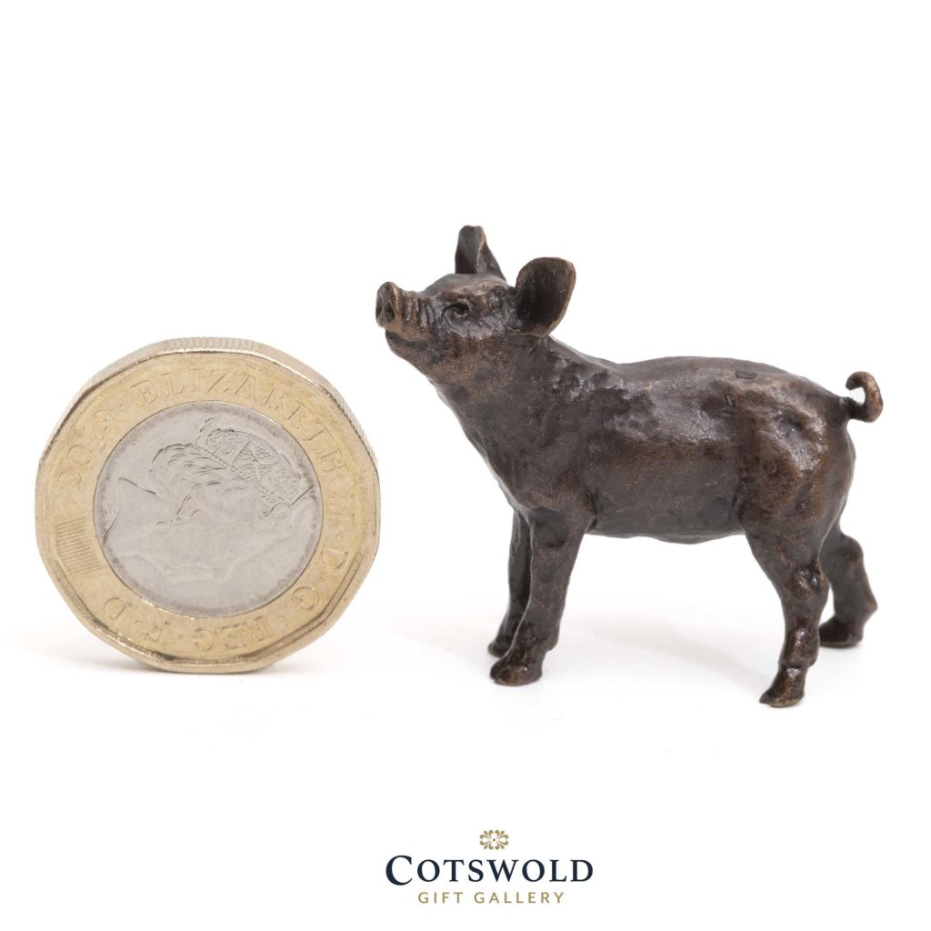 Richard Cooper Bronze Miniature Pig 1 1024x1024