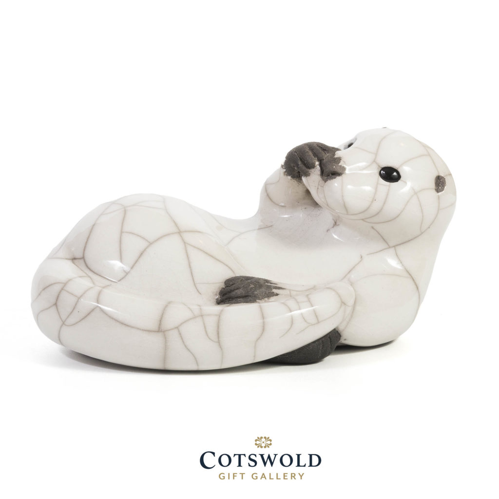 Chloe Harford Raku Washing Otter 1 1024x1024