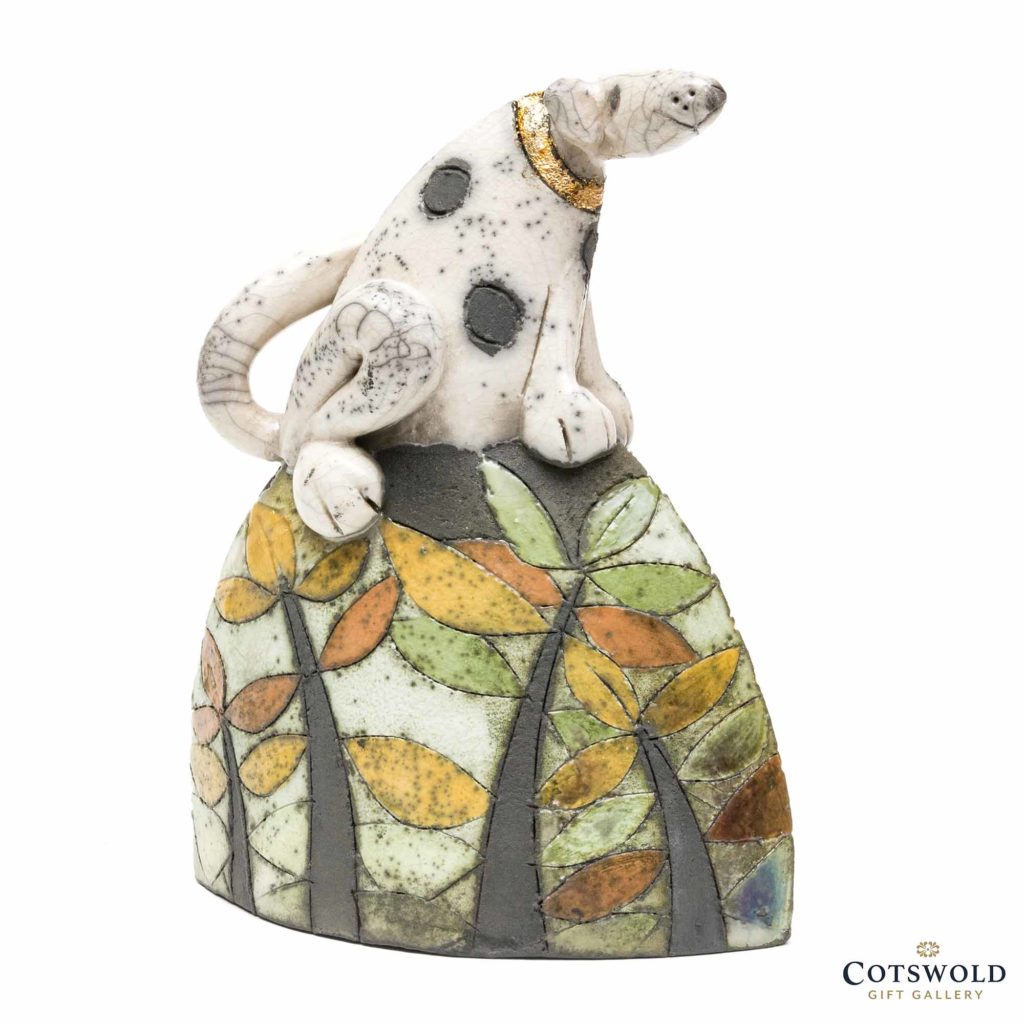 ©2021 Cotswold Gift Gallery Rob Whelpton Ceramic Dog On A Hill 2 1024x1024