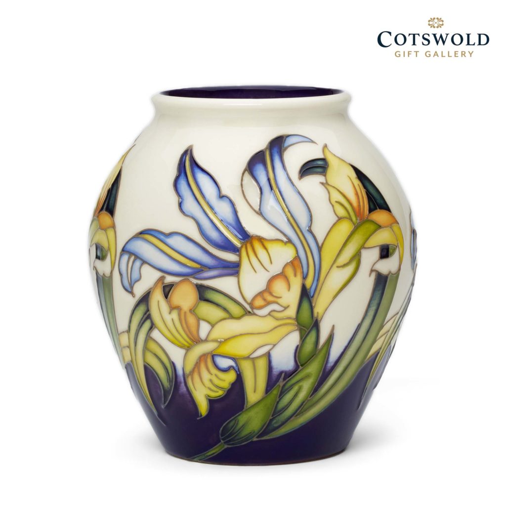 Moorcroft Pottery Italian Iris Vase 02 1024x1024