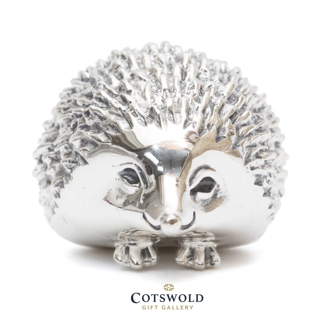 ©2025 Cotswold Gift Gallery Saturno Silver Animals Hedgehog 2 1024x1024