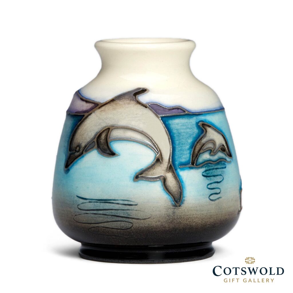 Moorcroft Pottery Chanonry Miniature Vase 03 1024x1024