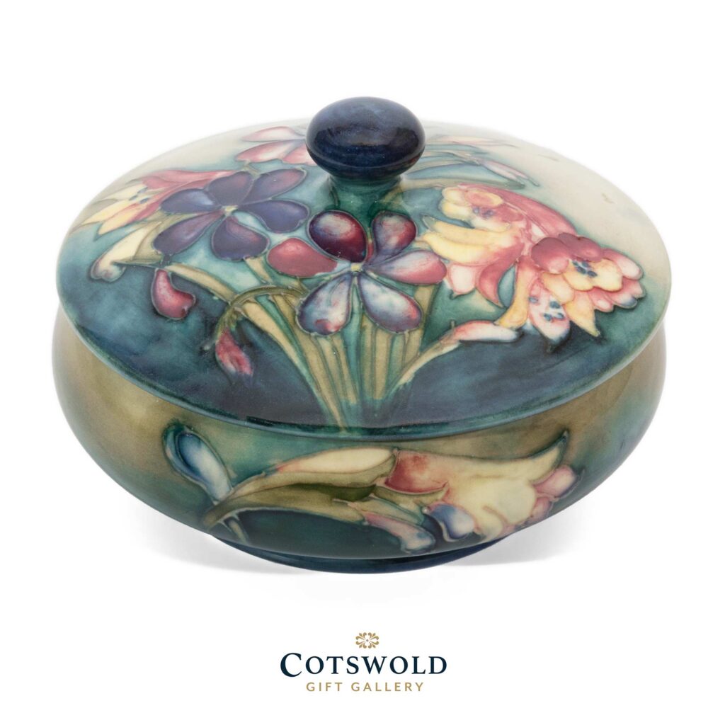 Handcrafted giftware for every occasion Cotswold Gift Gallery