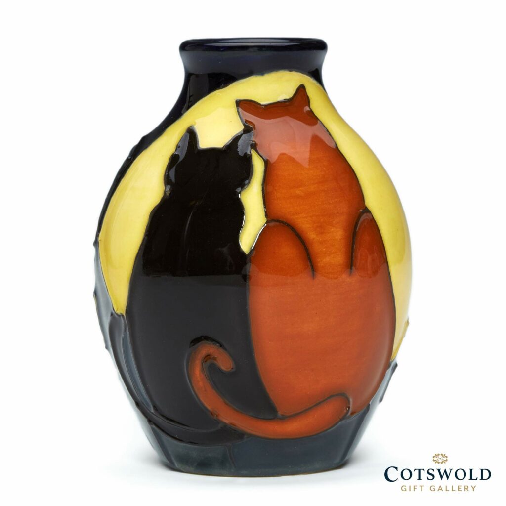 Moorcroft Pottery Confrere Miniature Vase 32 2 1024x1024