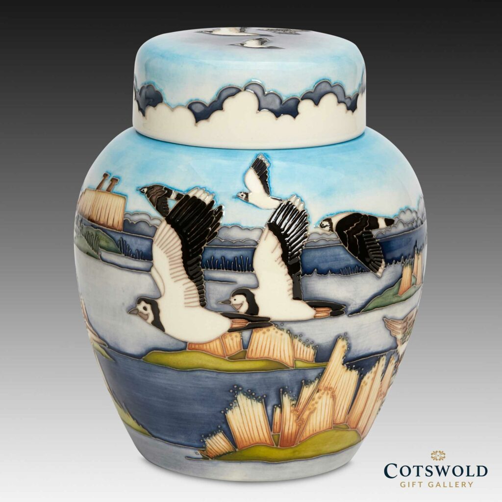 Moorcroft Pottery RSPB Rainham Marshes Collection Lapwings 04 1024x1024