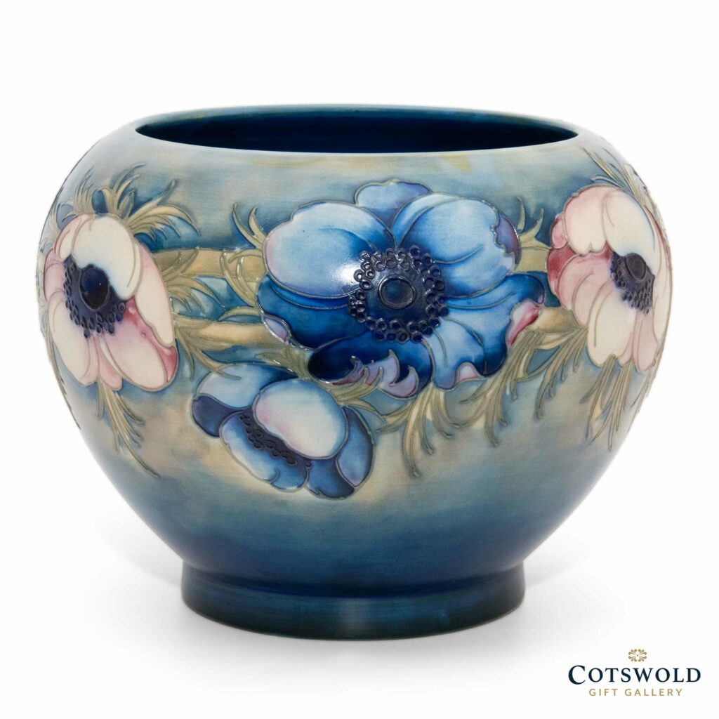 Anemone Flambé Vase – Vintage Moorcroft – Cotswold Gift Gallery