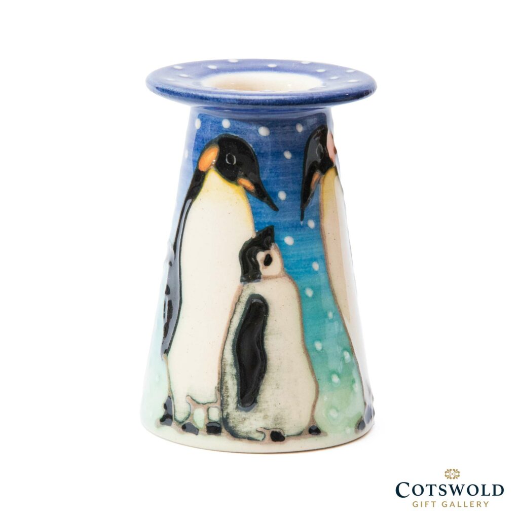 Dennis Chinaworks Penguins Mini Vase 03 1024x1024