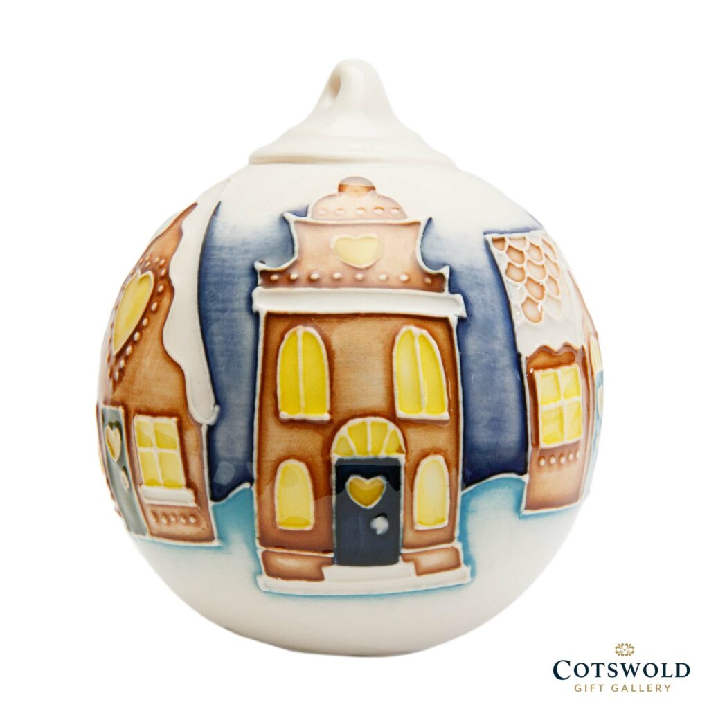 Moorcroft Pottery Christmas 2023 Bauble Gingerbread 04 1024x1024