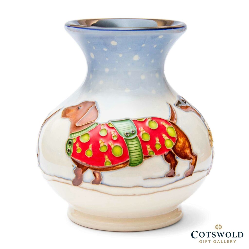 Moorcroft Pottery Dachshunds Through The Snow Red 1024x1024