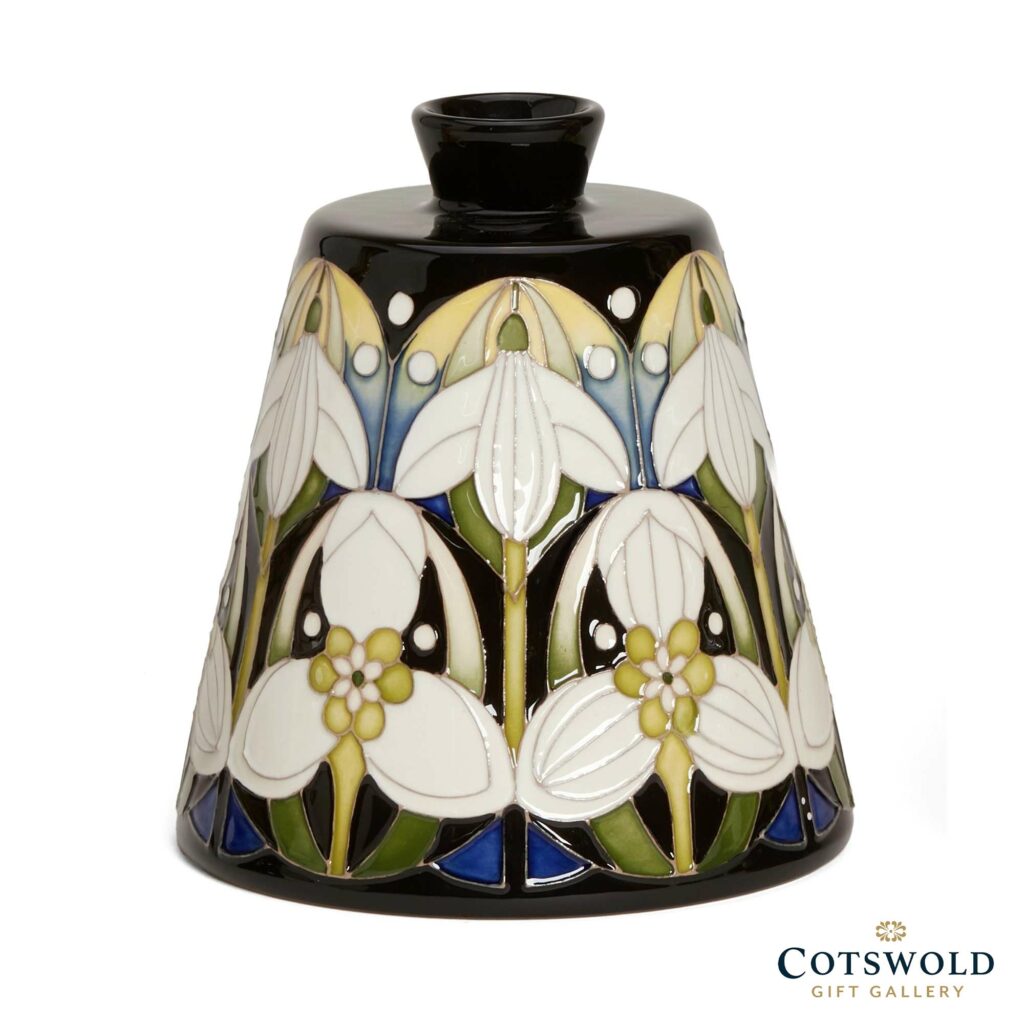 Moorcroft Pottery Snowdrop Sensations Collection Moly 01 1024x1024