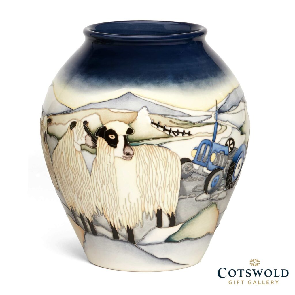 Moorcroft Pottery Vase Mug Tups 48 01 1024x1024