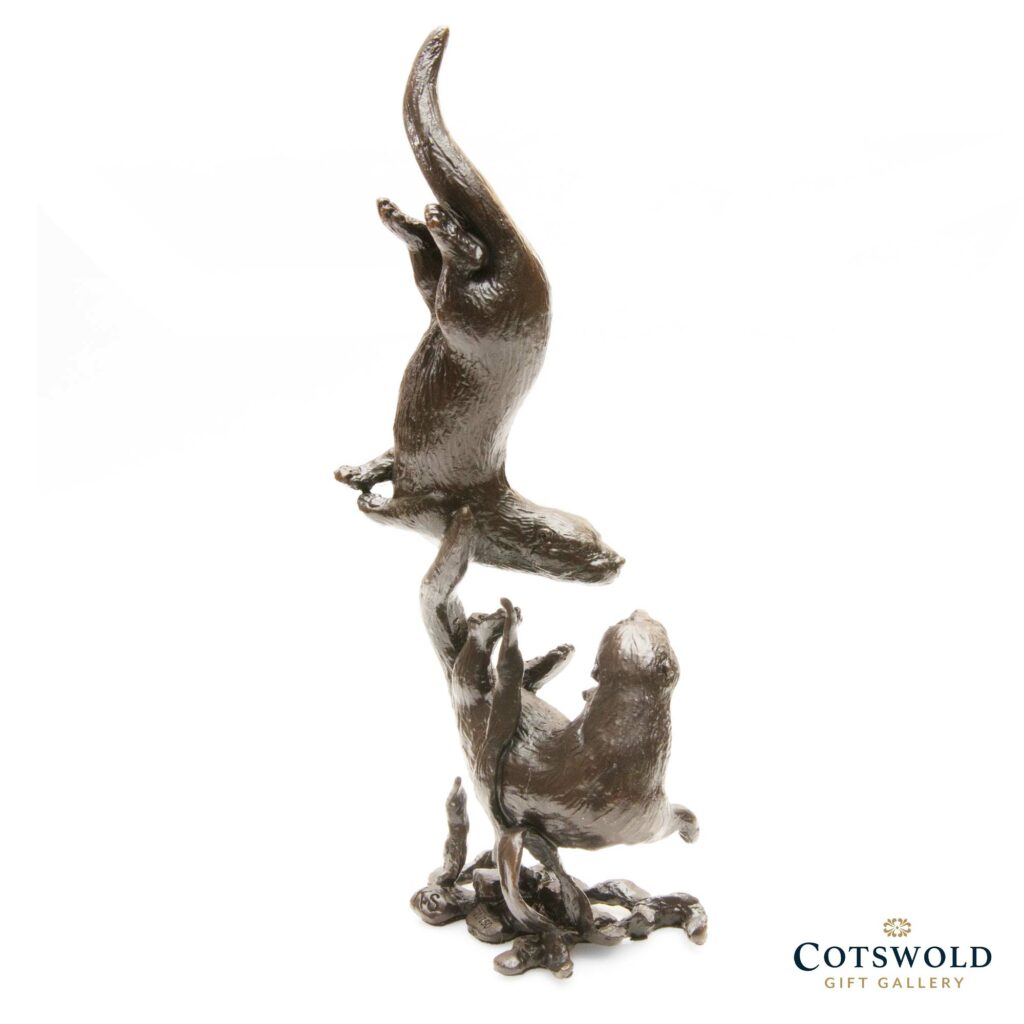 Richard Cooper Bronzes Otter Pair Playing 1214 2 1024x1024