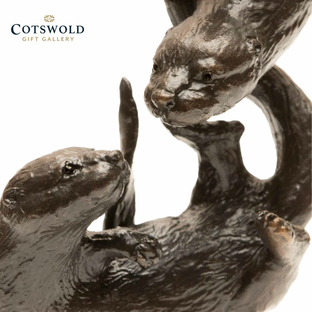 Richard Cooper Bronzes Otter Pair Playing 1214 3 1024x1024