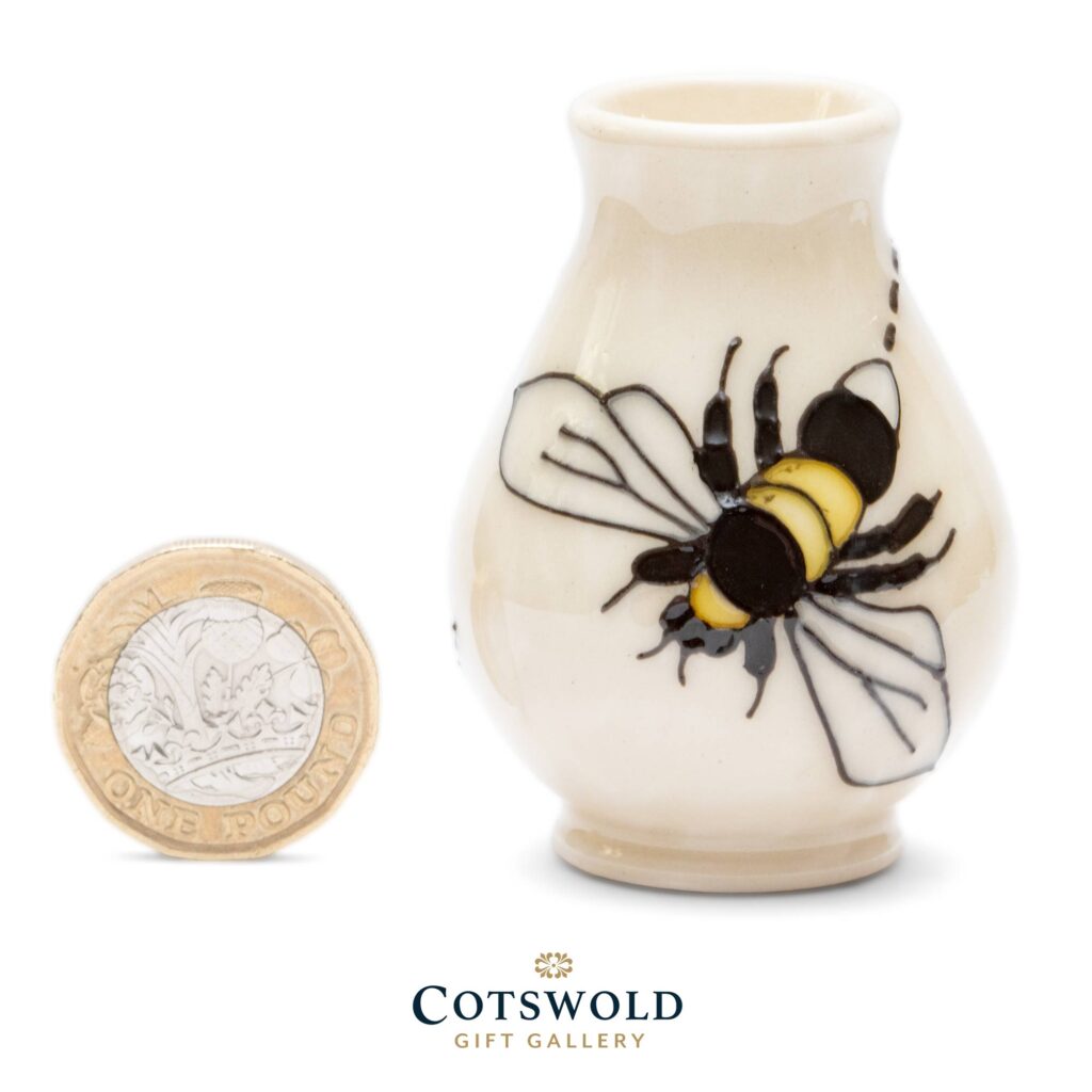 Moorcroft Pottery Bees For Tea 04 1024x1024