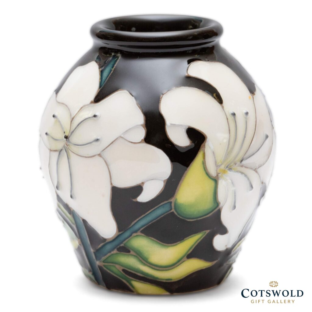 Moorcroft Pottery White Lily Miniature Vase 2 1024x1024