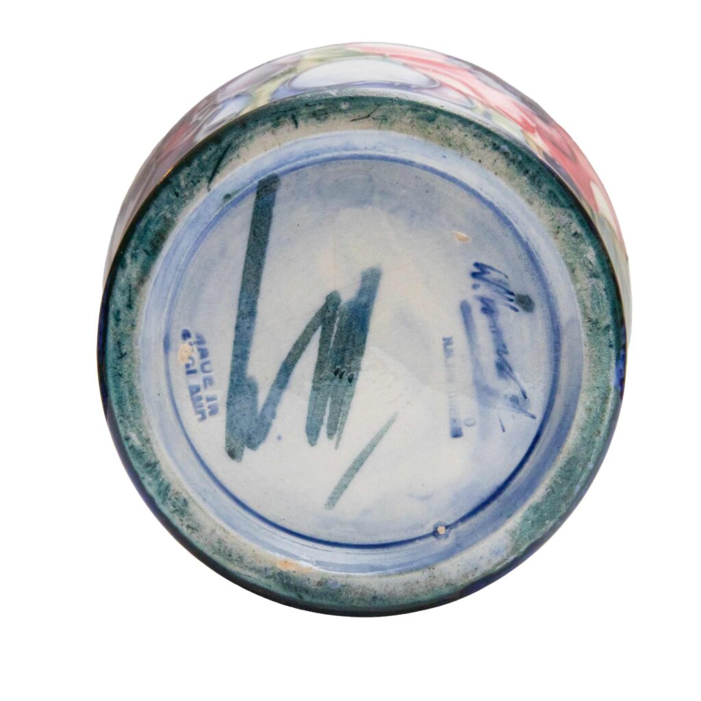 Vintage Moorcroft Anemone 5¼ Inch Vase 01 1024x1024